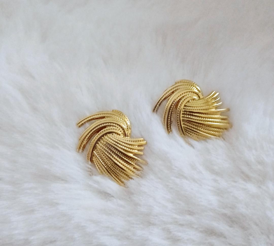 Boucle d'oreilles tourbillon/torsadé