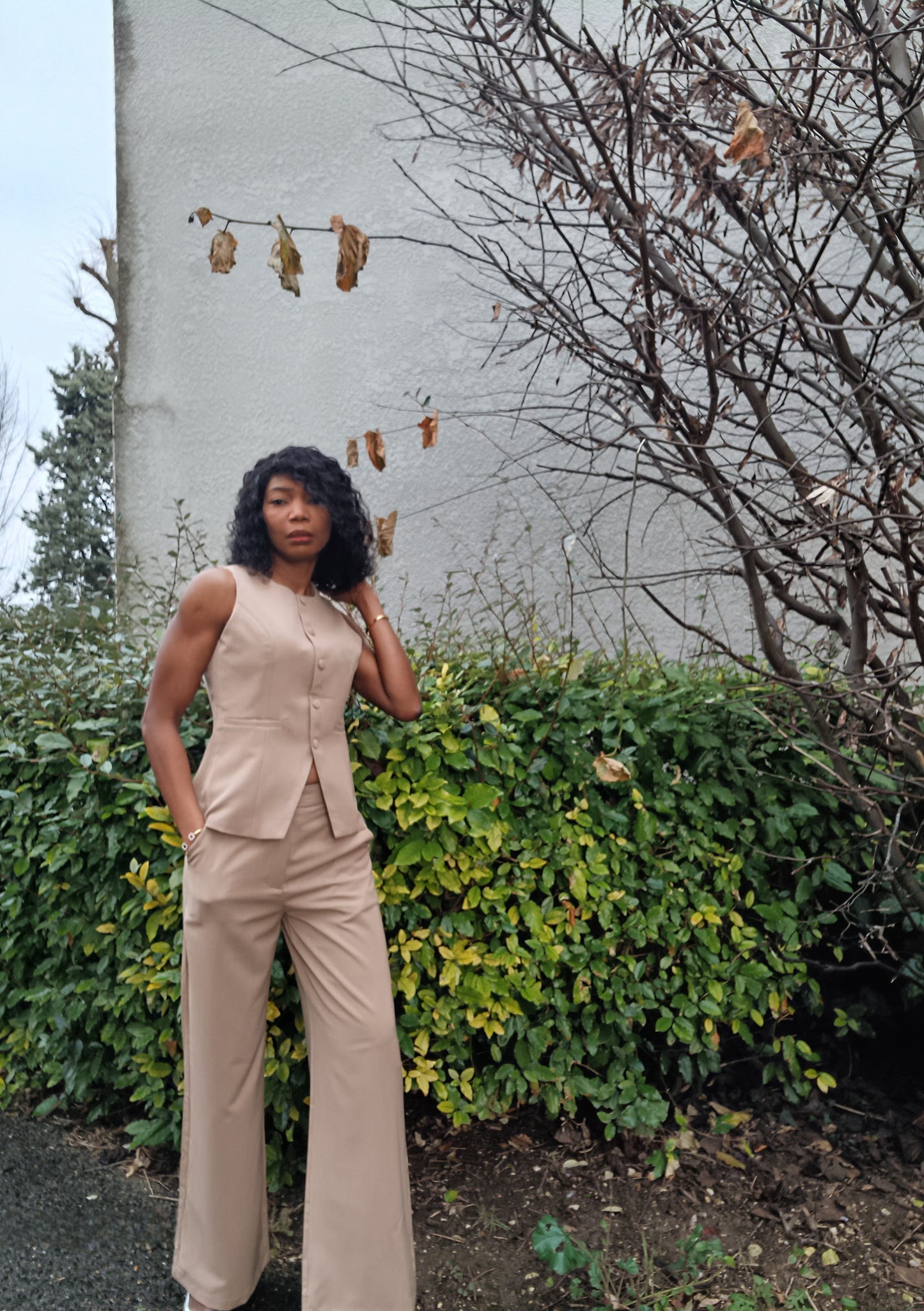 Ensemble Gilet/Pantalon bas large beige foncé