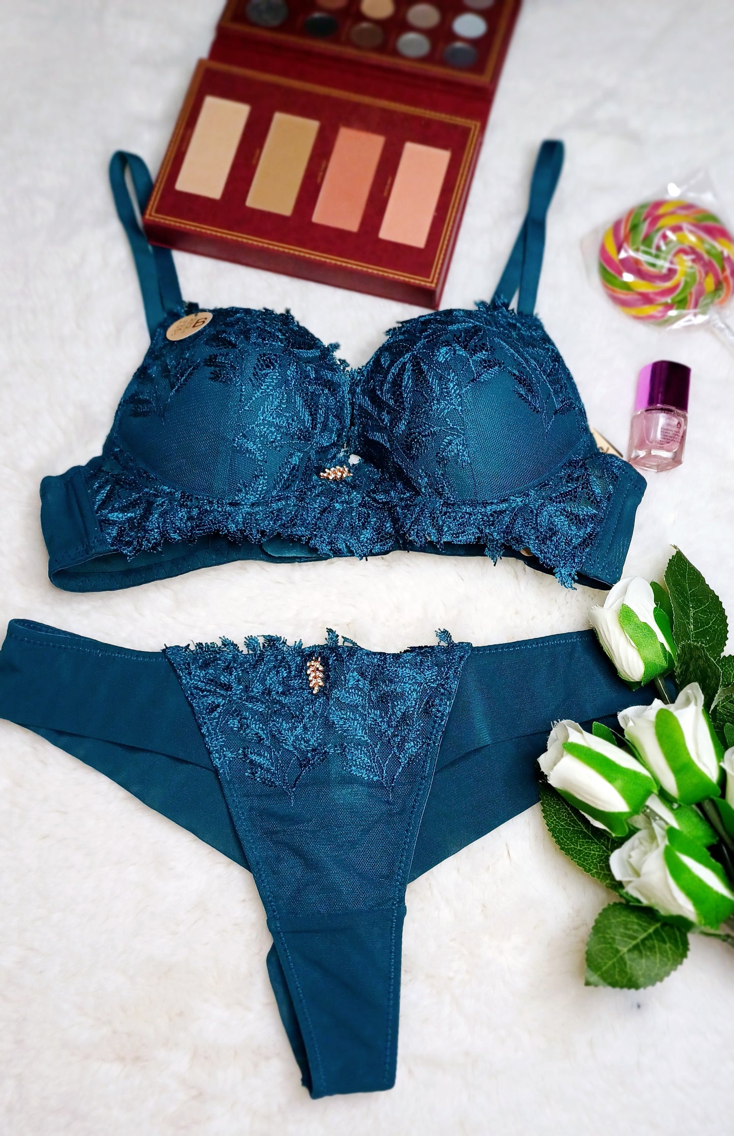 Ensemble deux pieces vert 85B