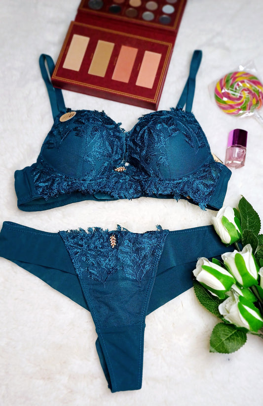Ensemble deux pieces vert 85B