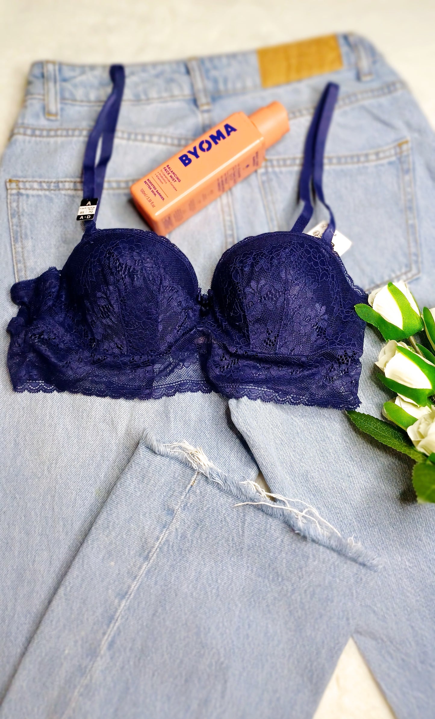 Soutien gorge bleu en dentelle 85A