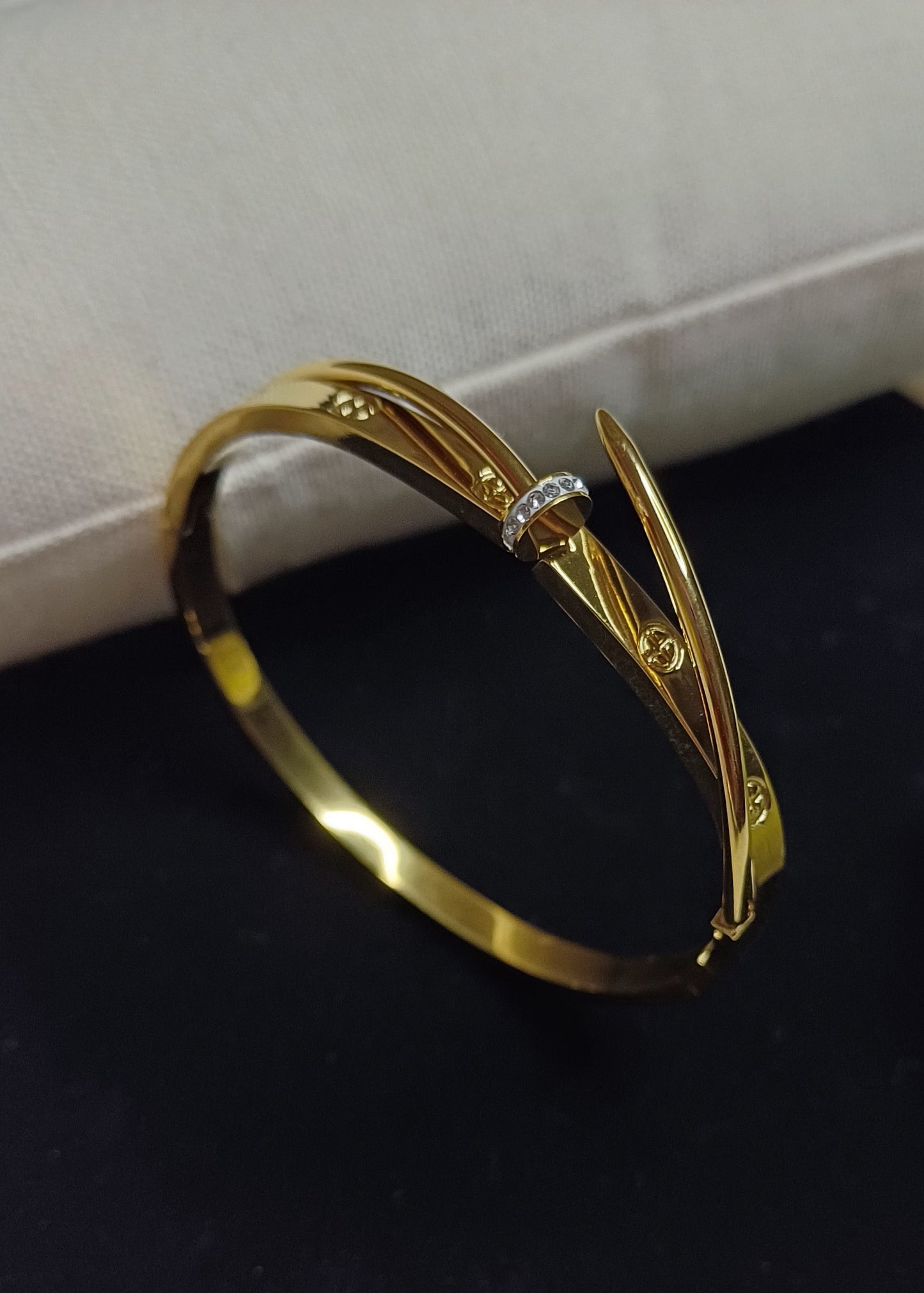 Bracelet clou et vis acier inoxydable