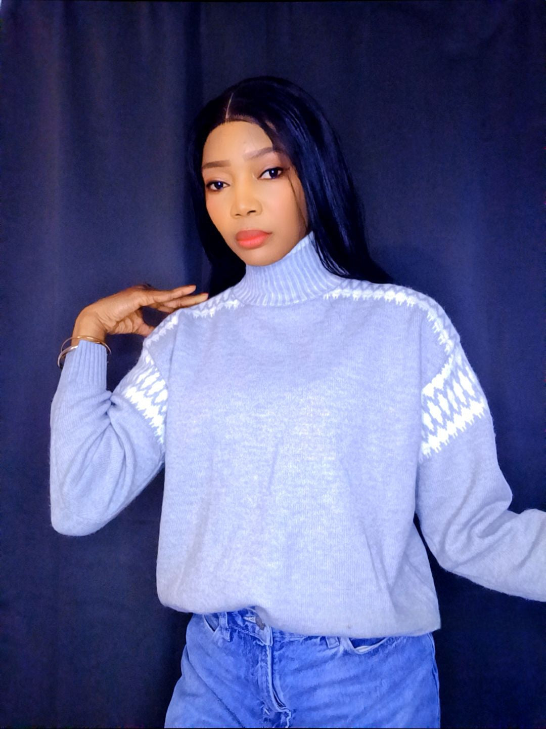 Pull gris motifs blancs